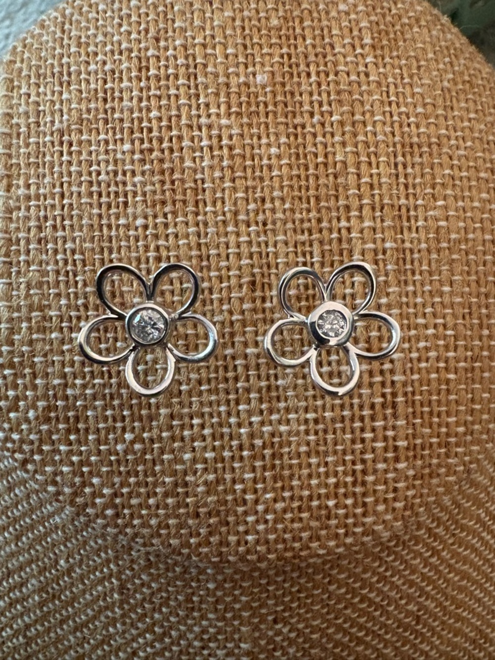 Solid Sterling Silver NATURAL DIAMOND Flower  Earrings